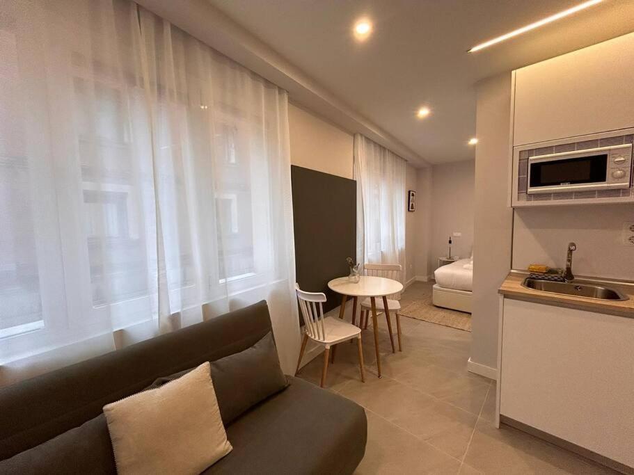 Cozy Studio In Tetuan - En 1/9 Madrid Exteriör bild